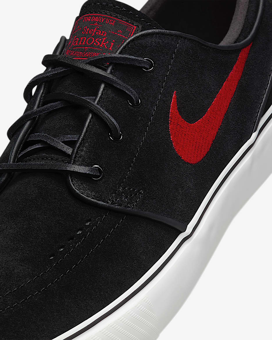 Nike SB Zoom Janoski OG Skate Shoes. Nike